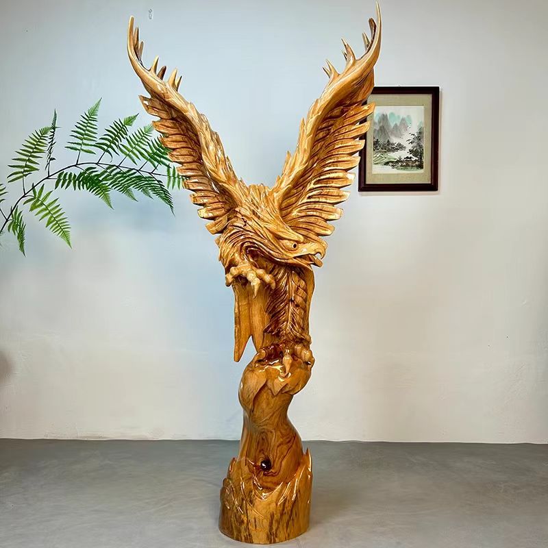 Spreading‑Wing Eagle Sculpture