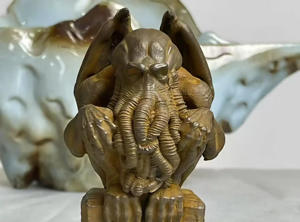 winged-cosmic-horror-bust-statue